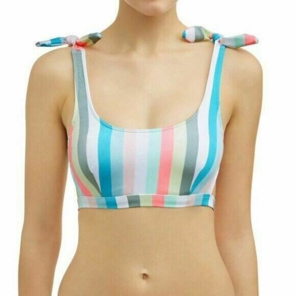 4/$20 NWT bikini top